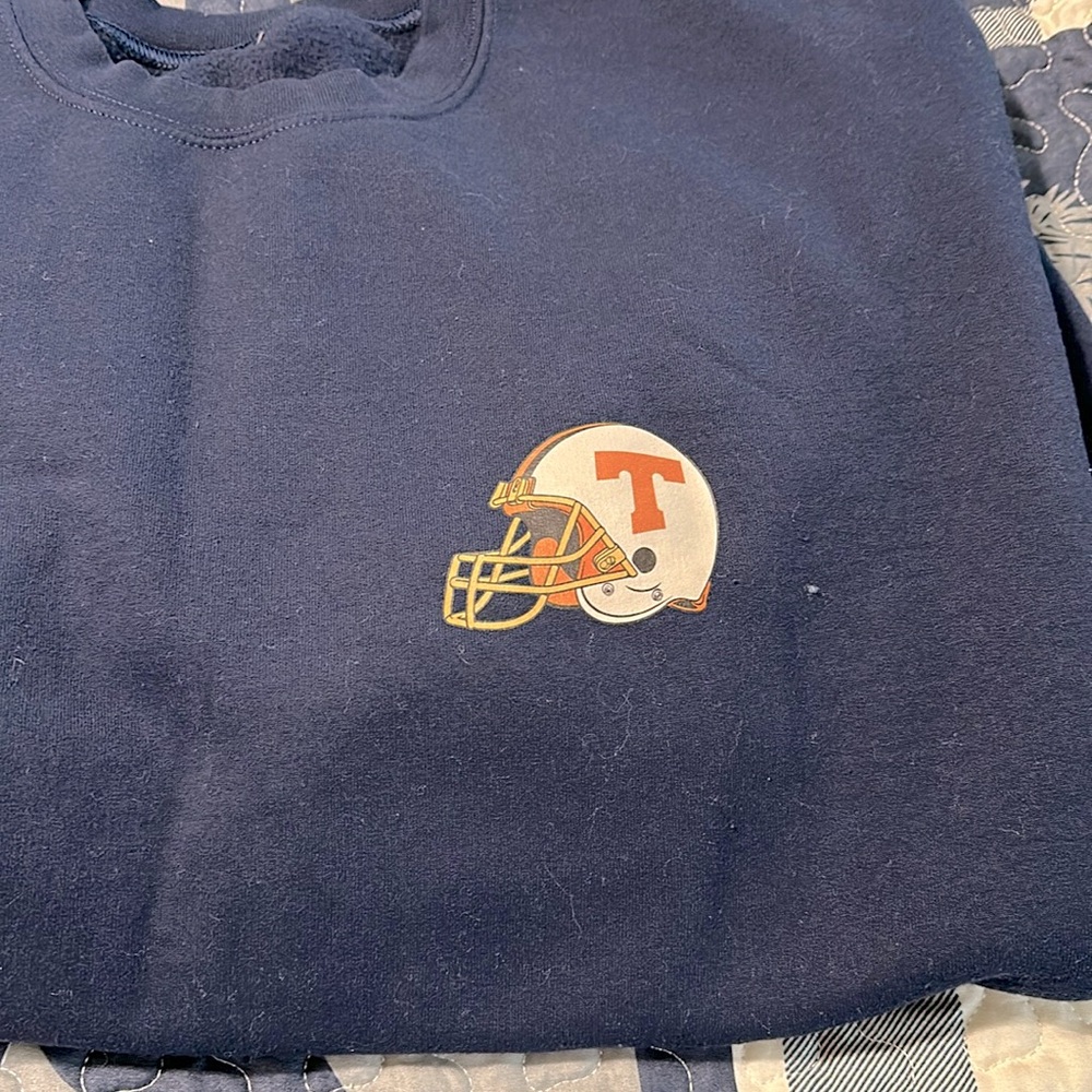 NWOT crewneck sweatshirt